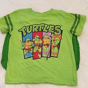 Nickelodeon Ninja Turtle t-shirt with shell cape